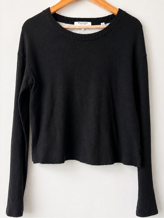 Bella Luxx Sweaters - Bella Luxx crop sweater